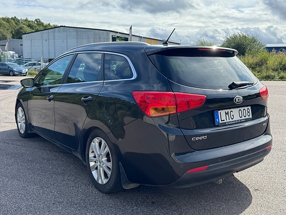 Kia Ceed 2 of 18