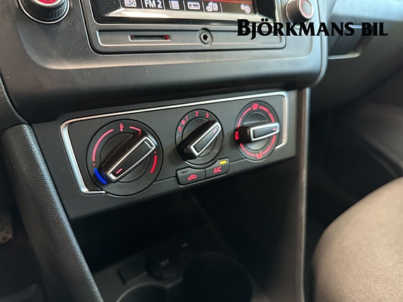 Volkswagen Polo 13 of 17