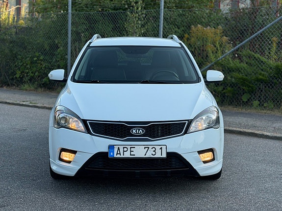 Kia Ceed 9 of 19