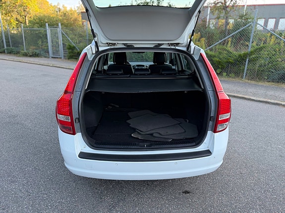 Kia Ceed 10 of 19