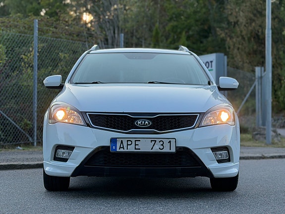 Kia Ceed 3 of 19