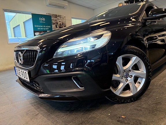 Volvo V40 Cross Country 6 of 26
