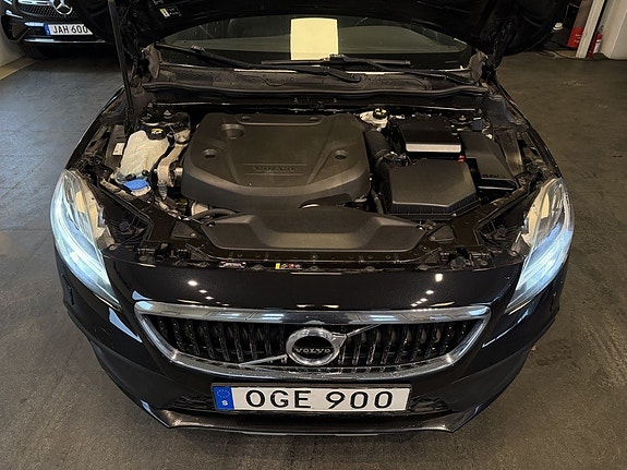 Volvo V40 Cross Country 23 of 26