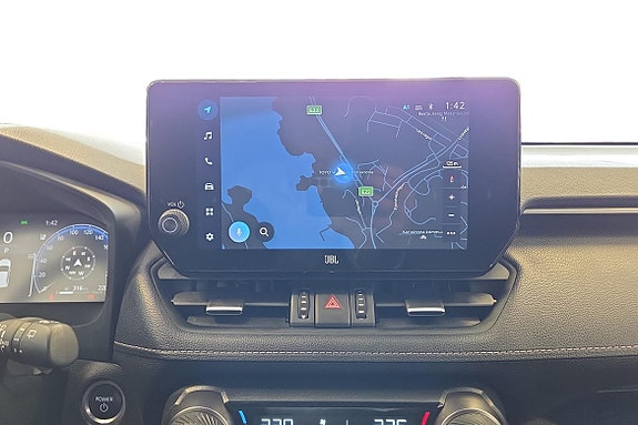 Toyota RAV4 15 of 21