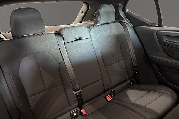 Volvo EX40 10 of 10