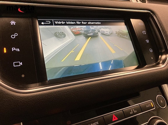 Land Rover Range Rover Sport 16 of 19