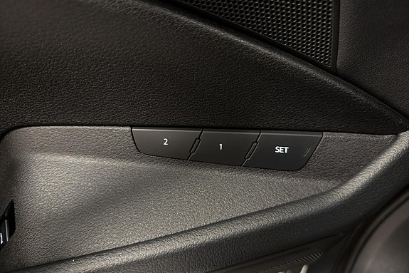 Audi Q8 e-tron 23 of 24