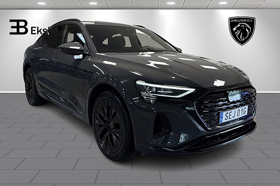 Audi Q8 e-tron 3 of 24