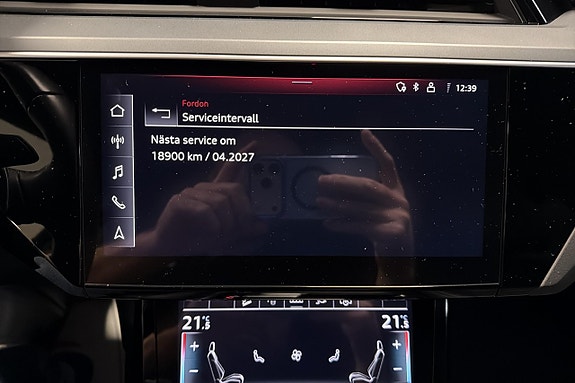 Audi Q8 e-tron 21 of 24