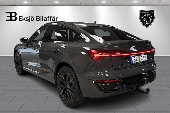 Audi Q8 e-tron 8 of 24