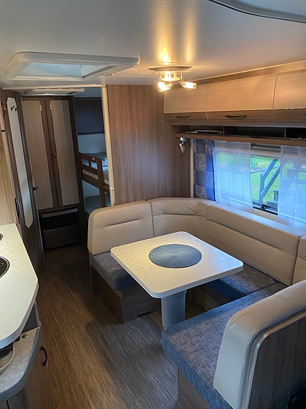 Hobby 545 KMF De Luxe 9 of 15