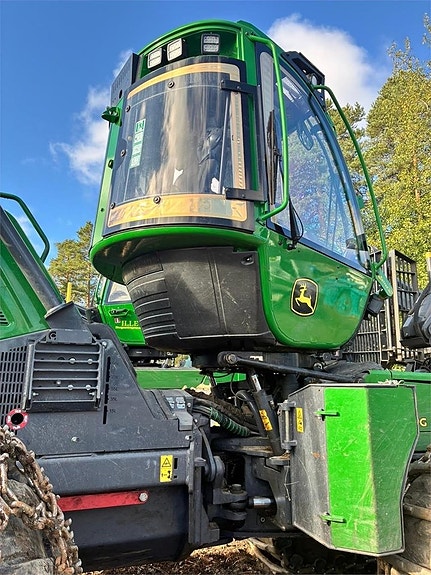 John Deere 1170G 5 of 13