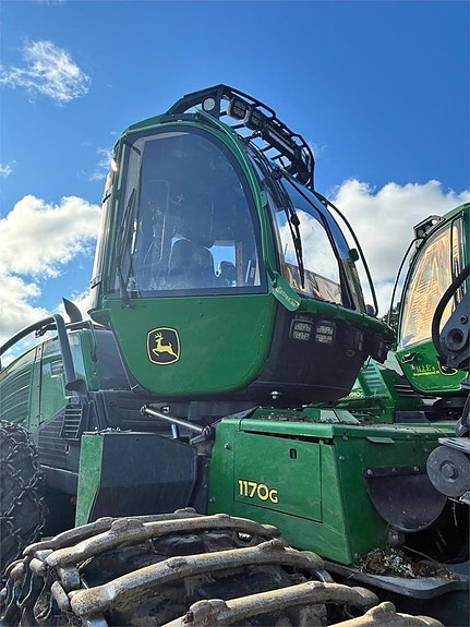 John Deere 1170G 2 of 13