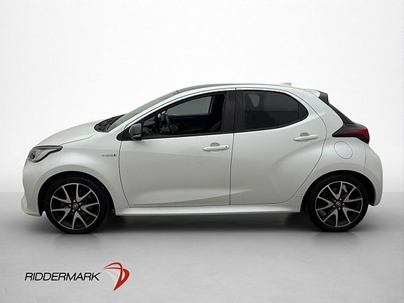 Toyota Yaris 5 of 30