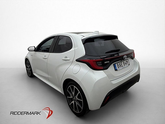 Toyota Yaris 6 of 30