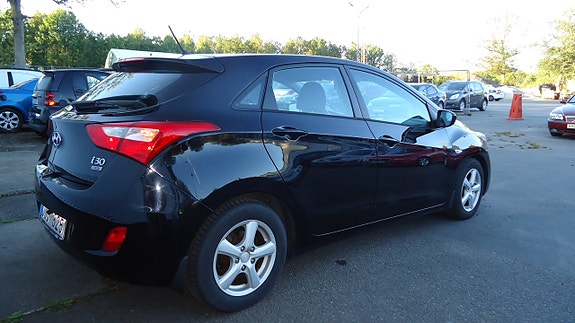 Hyundai i30 7 of 17