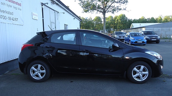 Hyundai i30 9 of 17