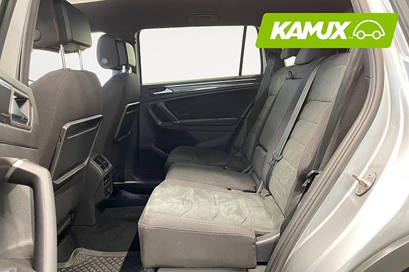 Volkswagen Tiguan Allspace 11 of 23