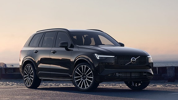 Volvo XC90 12 of 26