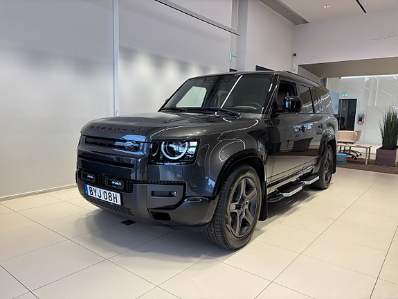 Land Rover Defender 130