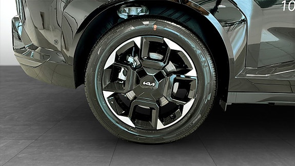 Kia EV5 9 of 12