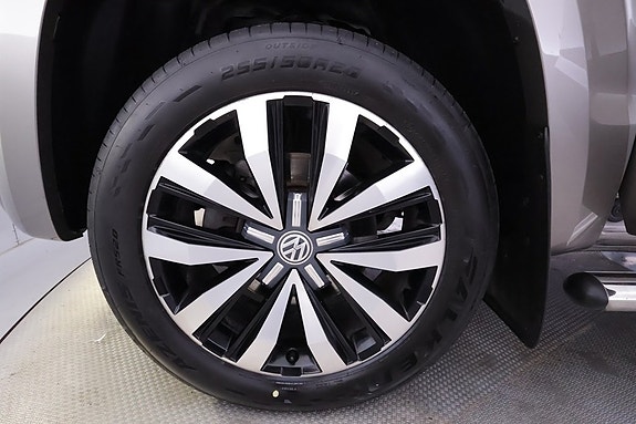 Volkswagen Amarok 16 of 27