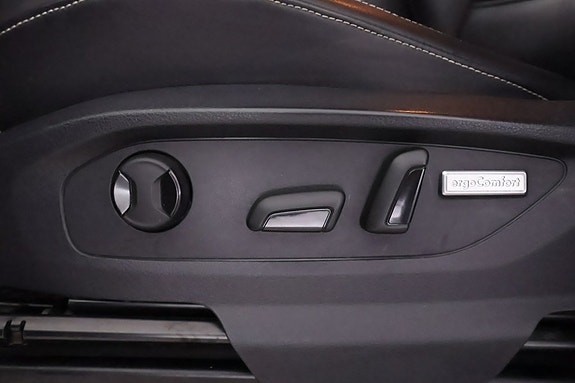 Volkswagen Amarok 14 of 27