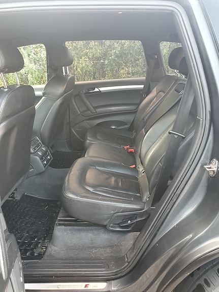 Audi Q7 7 of 7