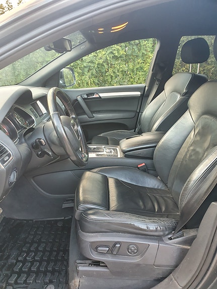 Audi Q7 6 of 7