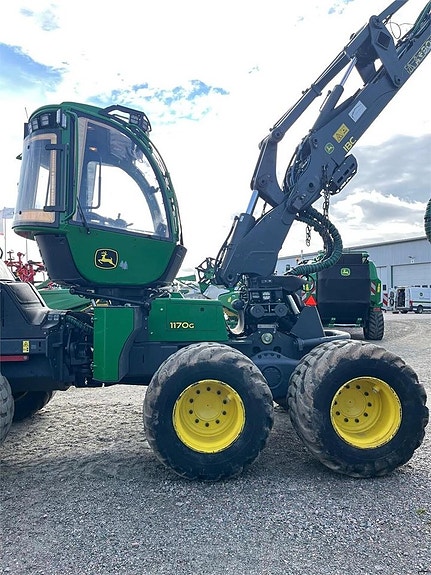 John Deere 1170G 10 of 23