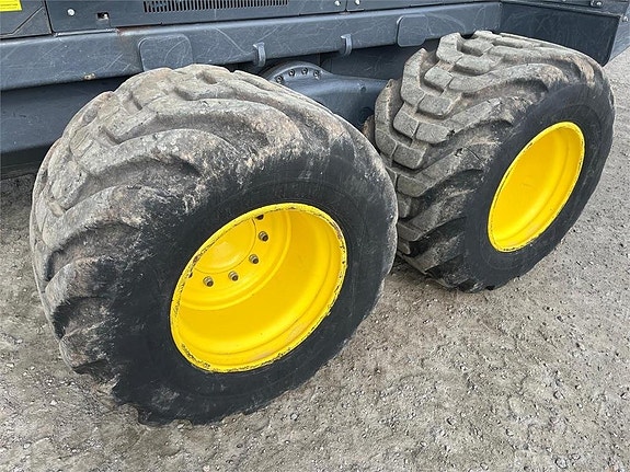 John Deere 1170G 14 of 23