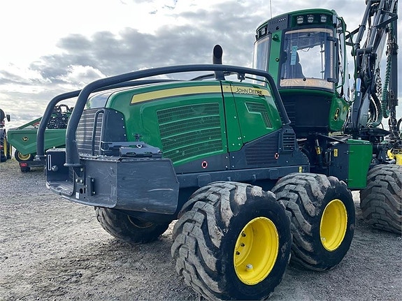 John Deere 1170G 9 of 23