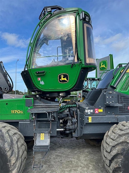 John Deere 1170G 5 of 23