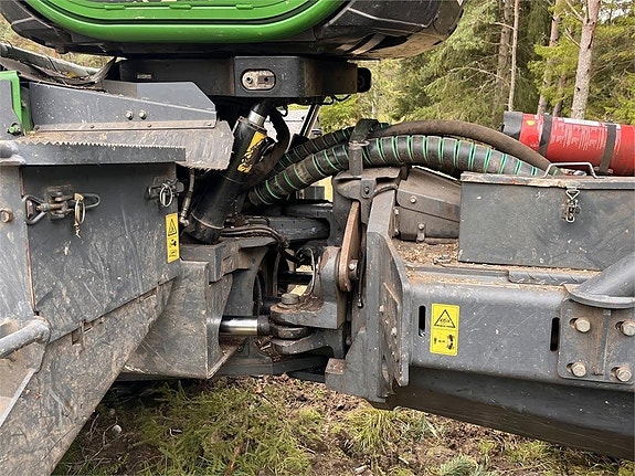 John Deere 1270G 7 of 24