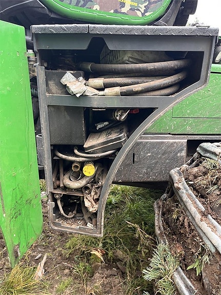 John Deere 1270G 20 of 24