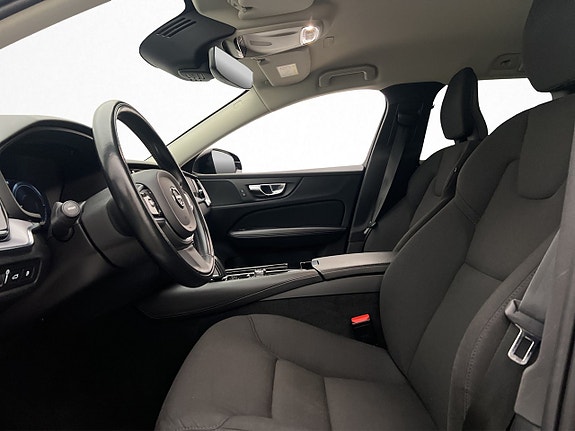 Volvo V60 12 of 30
