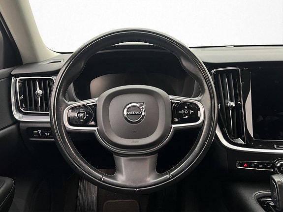Volvo V60 14 of 30