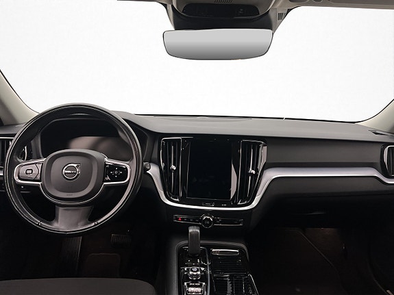Volvo V60 13 of 30
