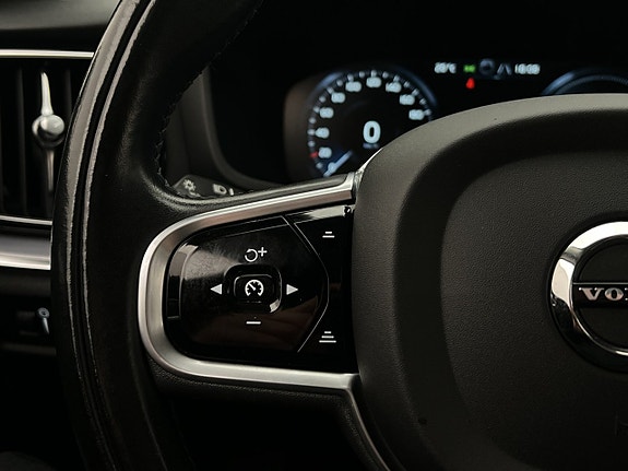 Volvo V60 16 of 30