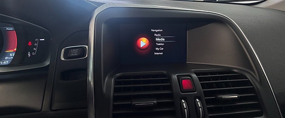 Volvo XC60 10 of 19