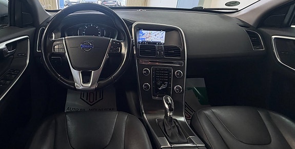 Volvo XC60 6 of 19