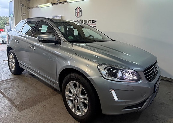 Volvo XC60 13 of 19