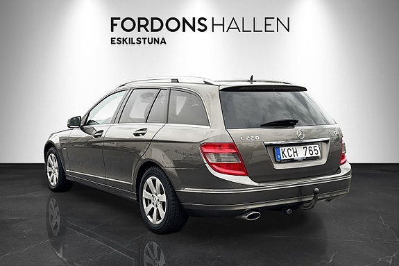Mercedes-Benz C220 4 of 15