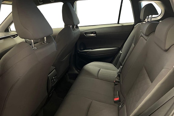 Toyota Corolla Cross 13 of 21