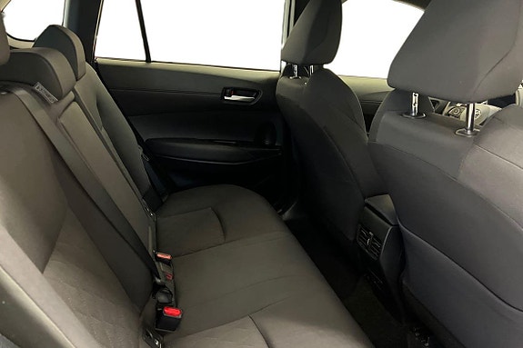 Toyota Corolla Cross 9 of 21