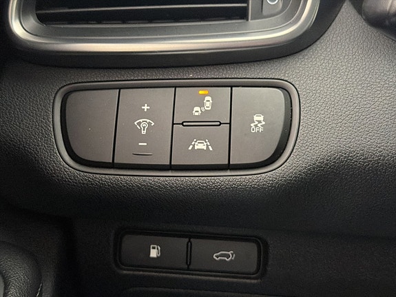Kia Sorento 18 of 30