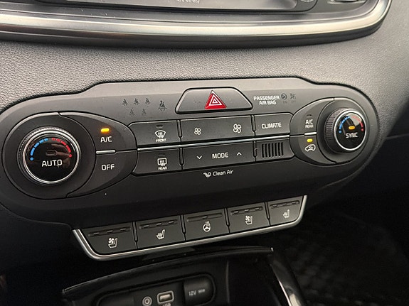 Kia Sorento 25 of 30