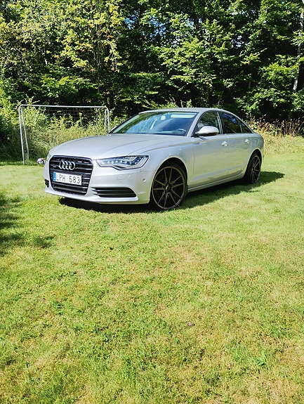 Audi A6 2 of 5