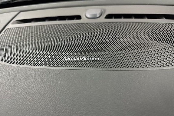 Volvo XC40 20 of 21