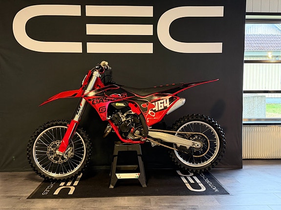 GasGas MC 125 3 of 6